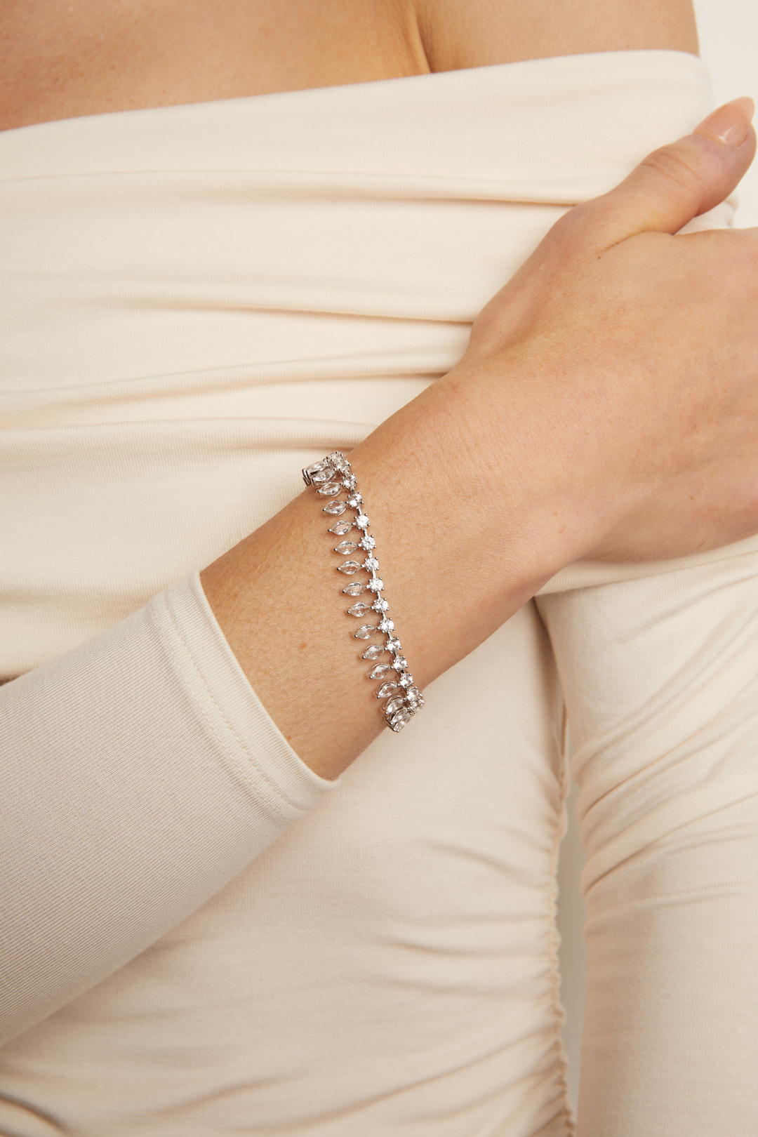 Women’s Marquise Fringe Bracelet | Aurate x The Frye Company